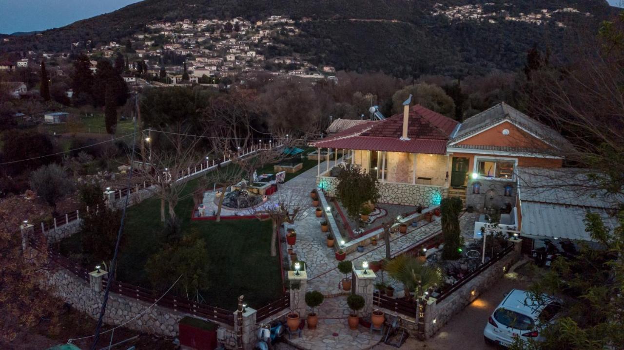 Rock Garden Villa Marantochori Exterior photo