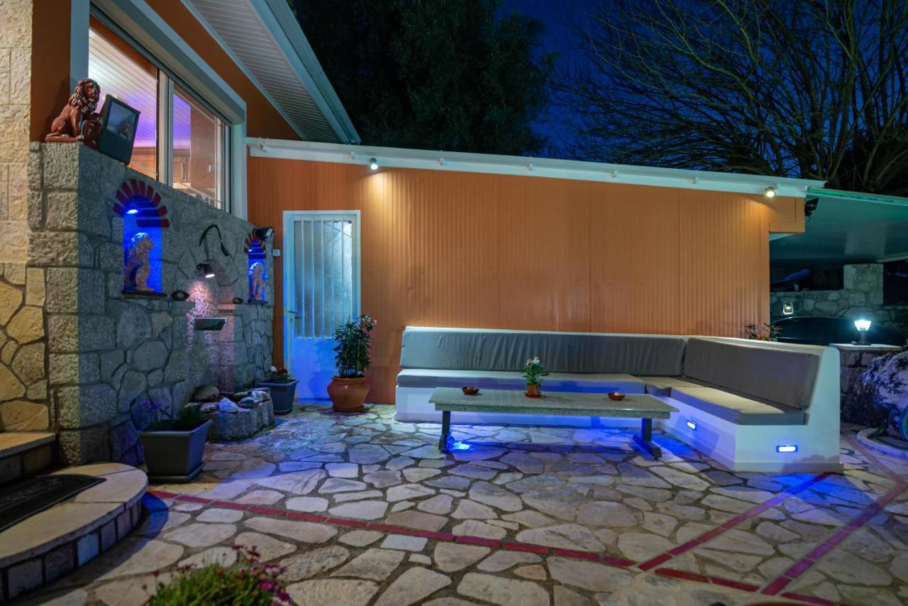Rock Garden Villa Marantochori Exterior photo
